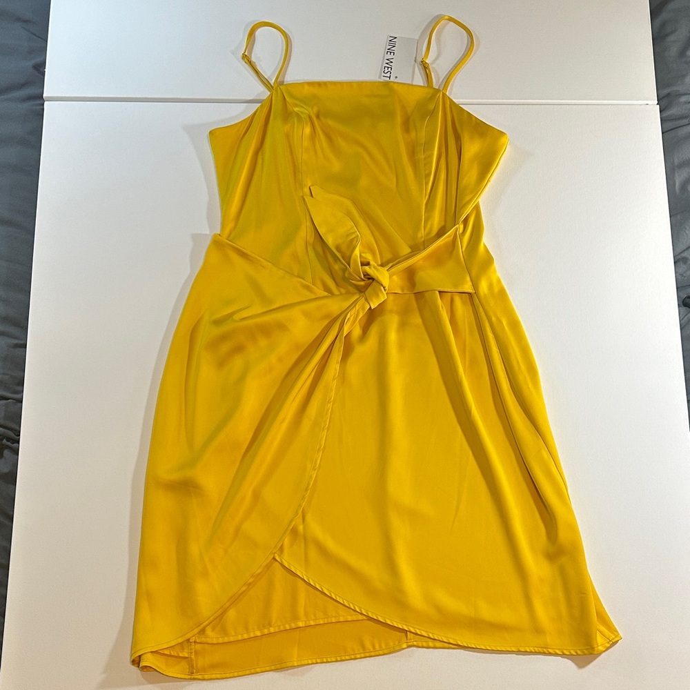 Nine West Yellow Wrap Midi Dress NWT Sleeveless Tie Front Size L
